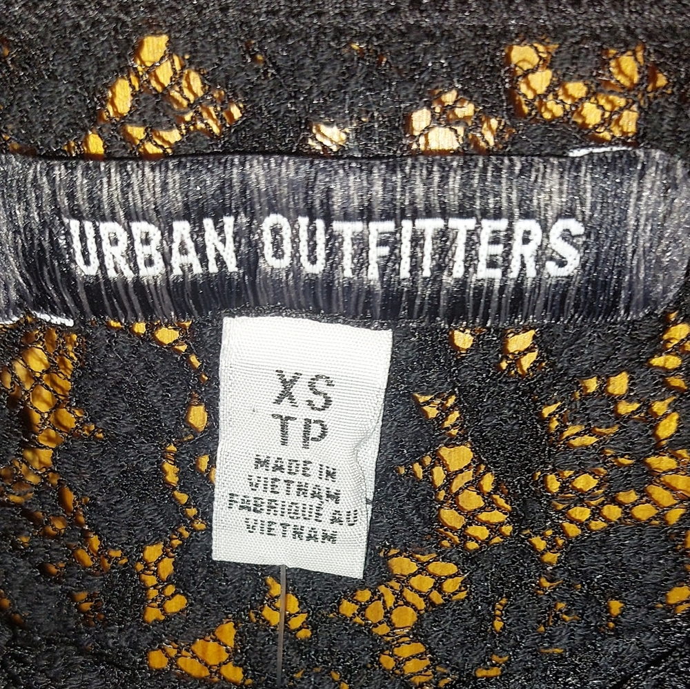 Urban Outfitters Kaley Sheer Lace Maxi Skirt - Picture 10 of 11